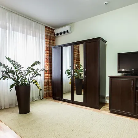 Fides Hotel